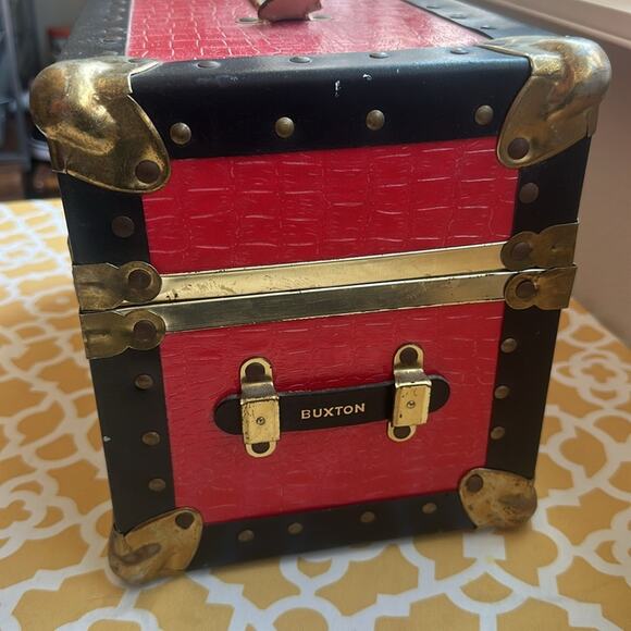 Vintage Red Buxton faux alligator and faux wood lined mini trunk/train case - Picture 5 of 16